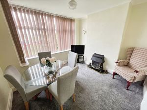 Dining Room - click for photo gallery